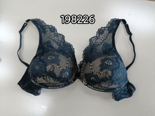 198226